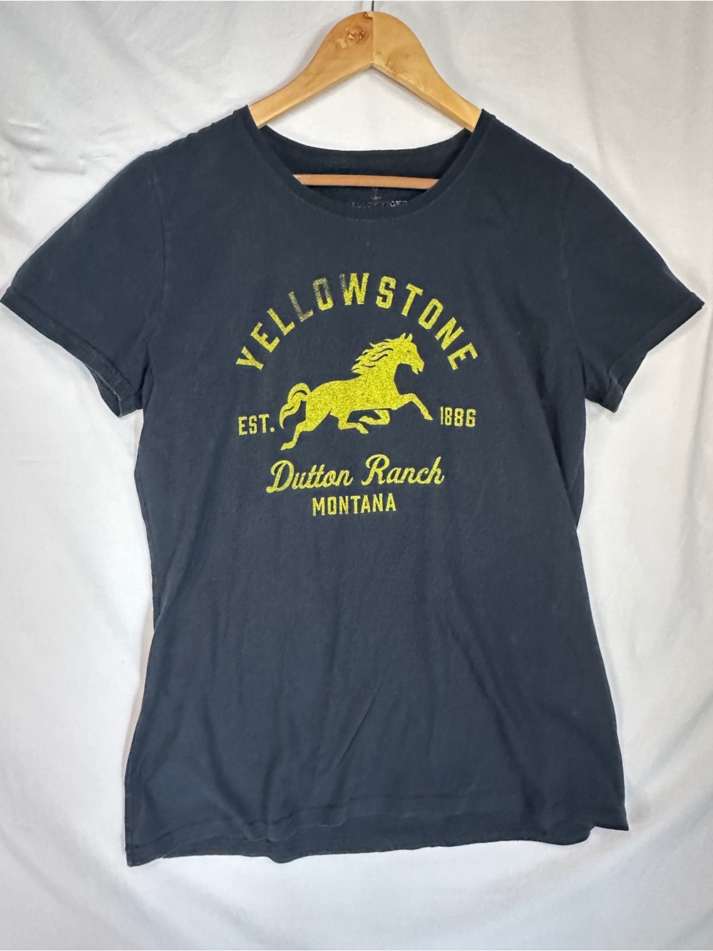Yellowstone Dutton Ranch Short Sleeve Tee - Navy/Yellow
